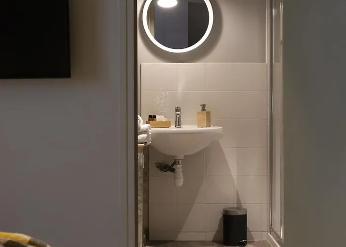 Linette Hotel